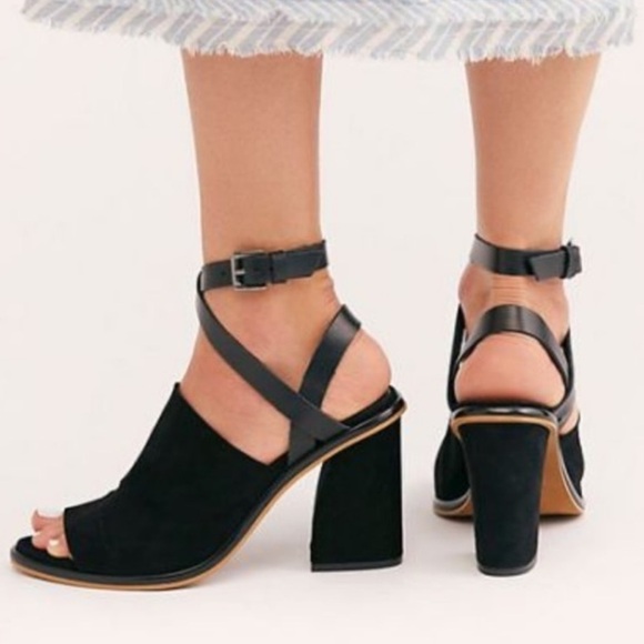 Free People See Ya There Heel Suede Sandals Size 40 Black Fall Block - Picture 1 of 15